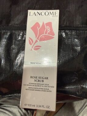 Lancôme Rose Sugar Scrub - Pink & White Packaging Package Sealed